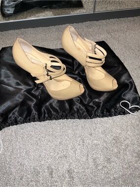Christian Louboutin Beige Peep-Toe Double-Strap Platform Heels - Size 40, Worn.